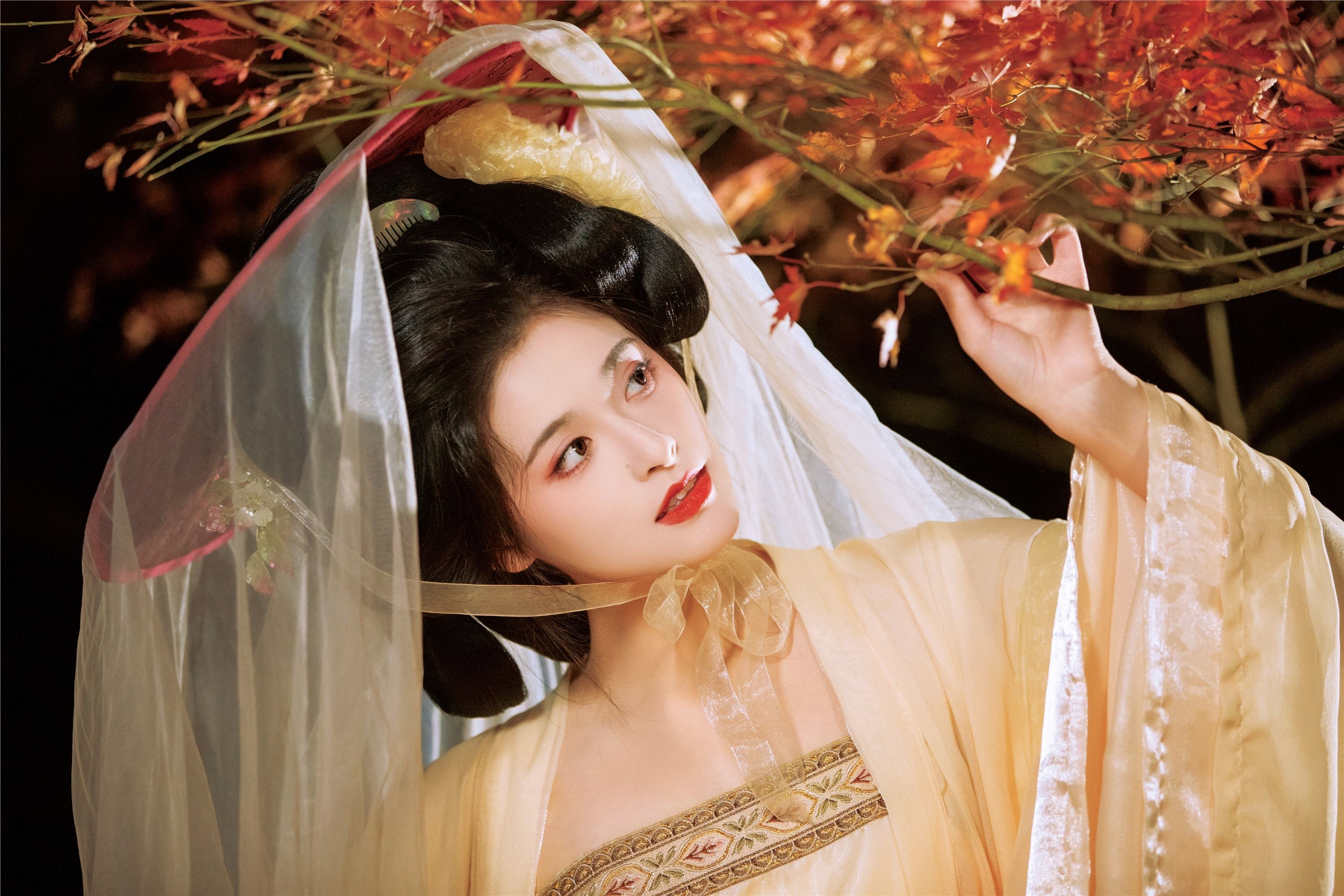 YITUYU 艺图语 2025.03.06 枫霜 恬恬圈圈